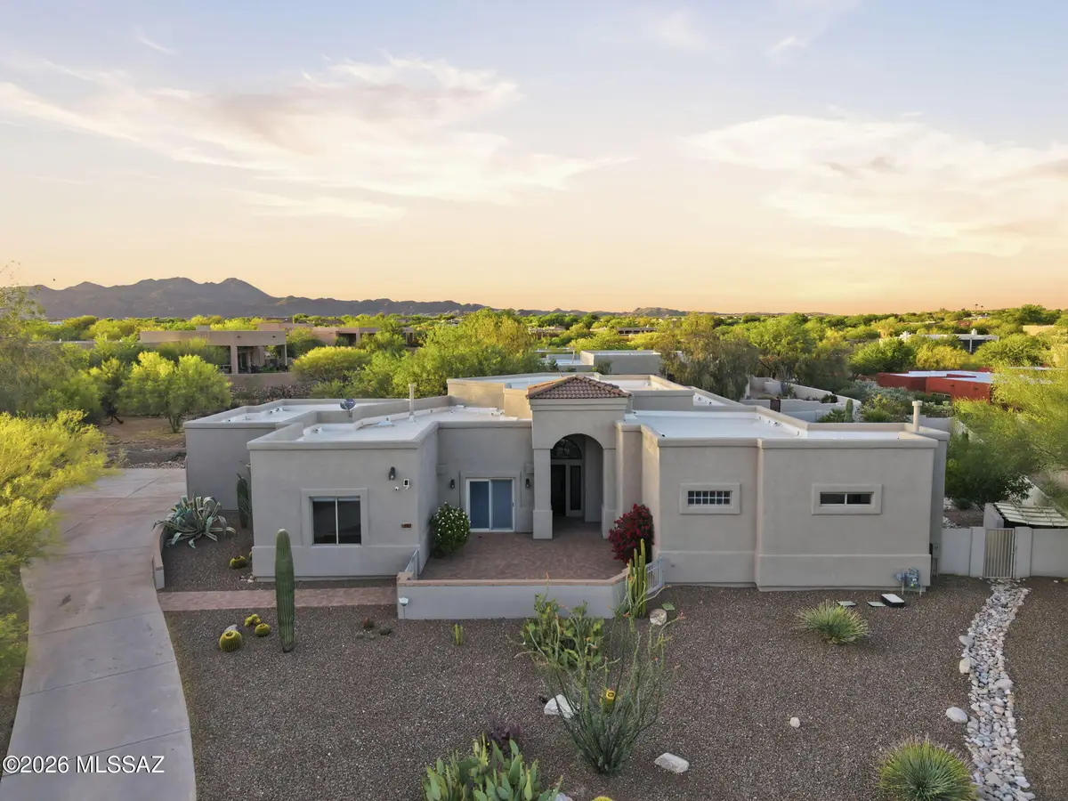 990 W Silver Spring, Oro Valley, AZ 85755 - #1