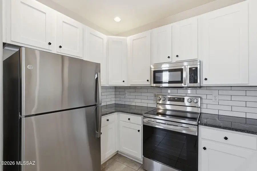 525 W Deerview, Green Valley, AZ 85614 - #3