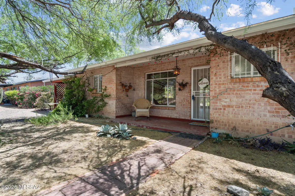 5742 E Fairmount, Tucson, AZ 85712 - #1