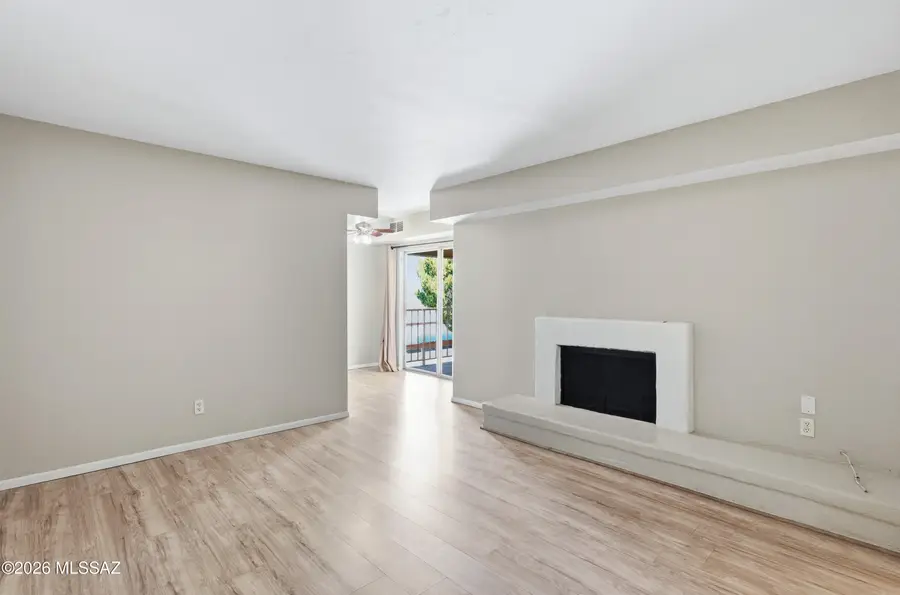 1600 N Wilmot, Tucson, AZ 85712 - #3
