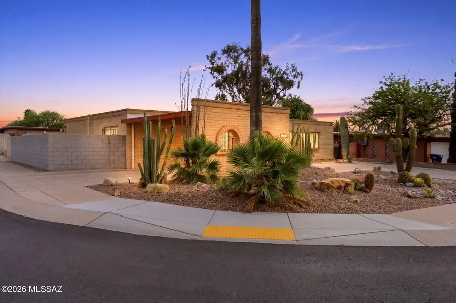 9120 E 26th, Tucson, AZ 85710 - #3