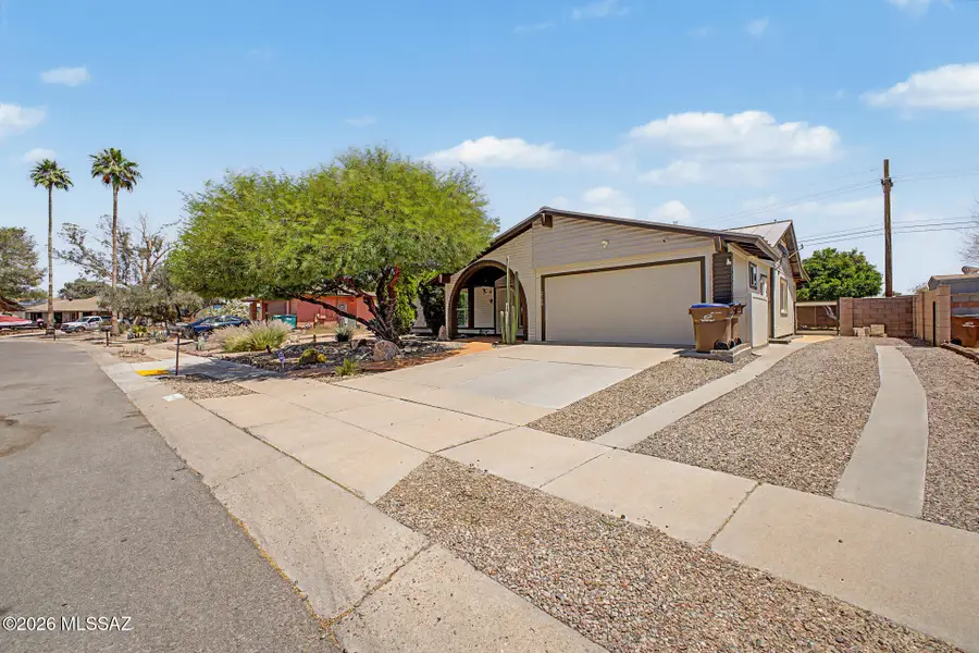 2900 W Bayleaf, Tucson, AZ 85741 - #3