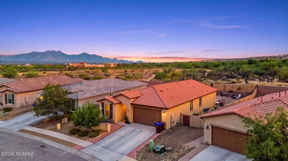 1009 W Calle Zoca, Sahuarita, AZ 85629 - #1