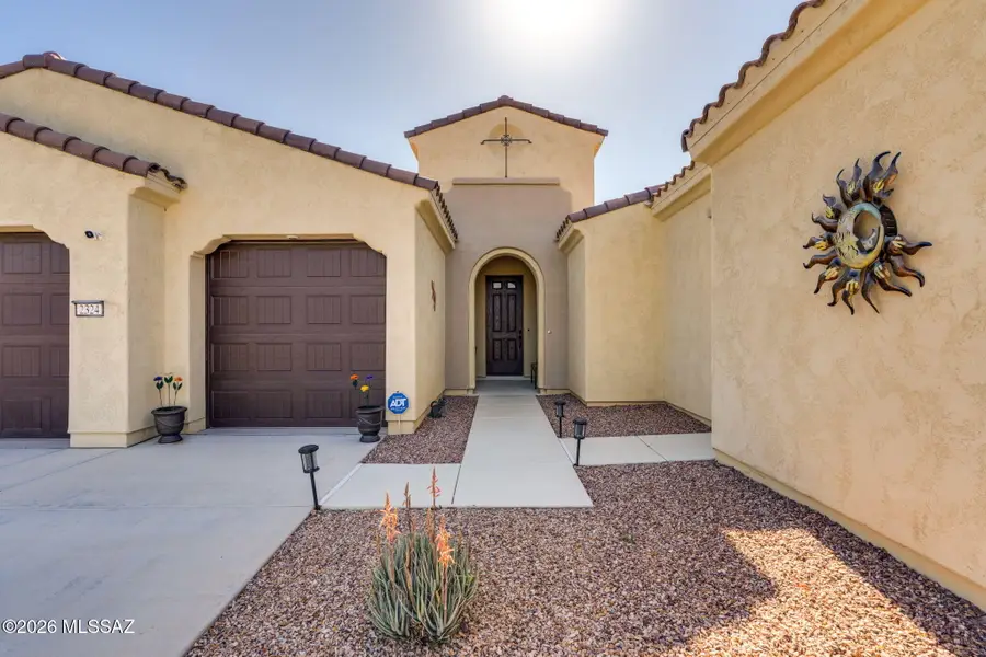 2324 E Dream Catcher, Green Valley, AZ 85614 - #2