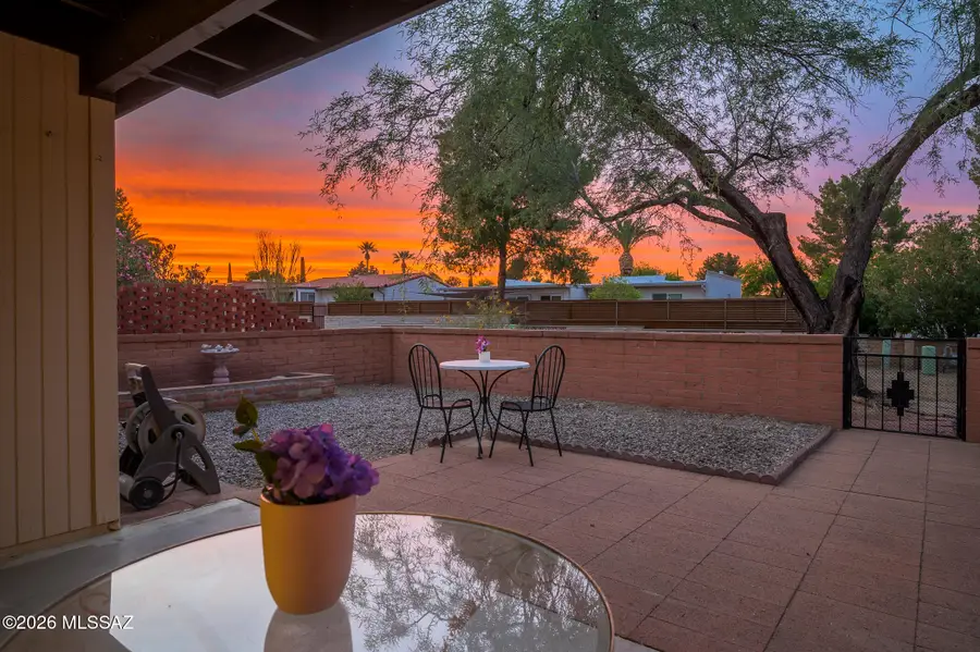 1116 S Alpine, Green Valley, AZ 85614 - #2