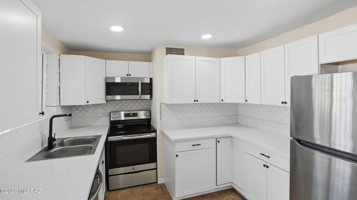 1846 W Caravelle, Tucson, AZ 85713 - #1
