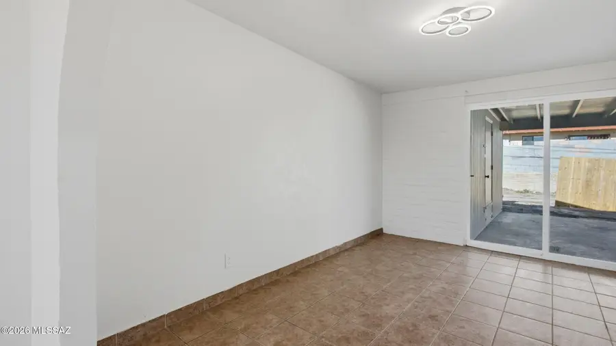 1846 W Caravelle, Tucson, AZ 85713 - #3