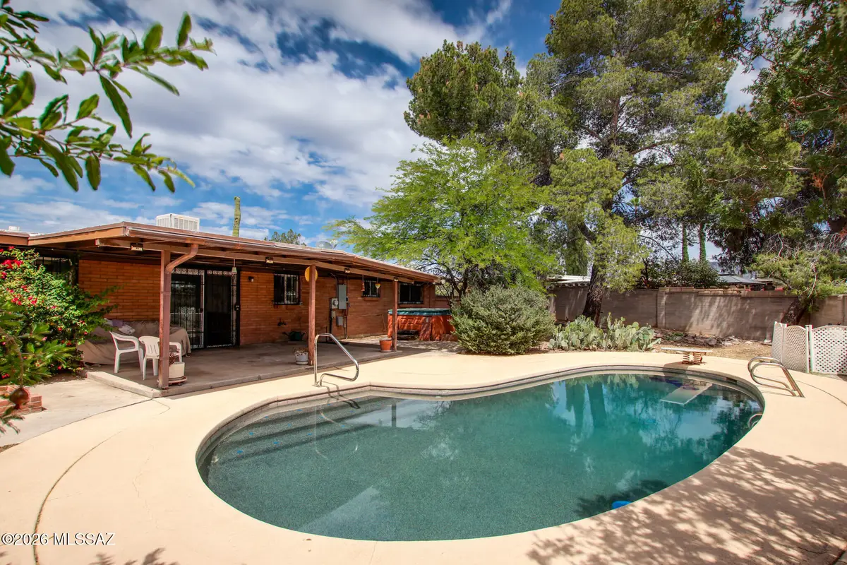 9352 E Palm Tree, Tucson, AZ 85710 - #1