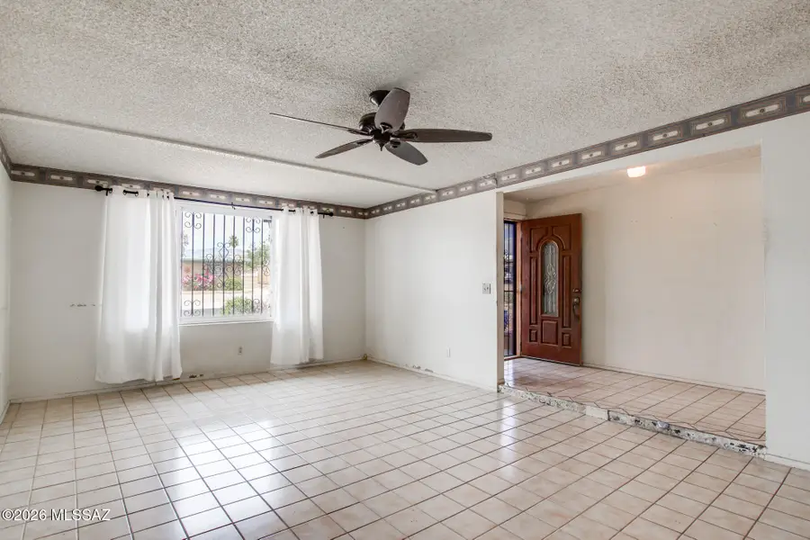 9352 E Palm Tree, Tucson, AZ 85710 - #2
