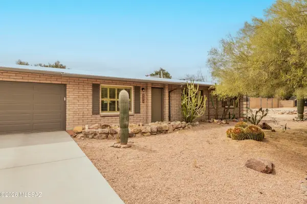 10181 N Hacienda Hermosa, Tucson, AZ 85737