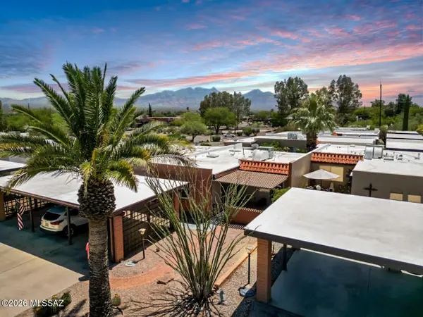365 W Calle De La Amistad, Green Valley, AZ 85614