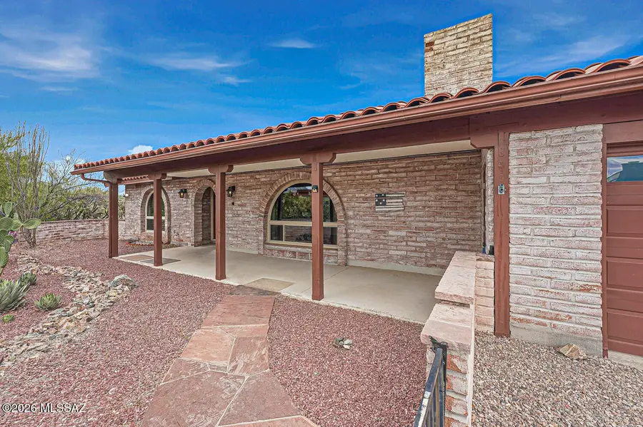 210 W Calle Maria Elena, Green Valley, AZ 85614 - #2