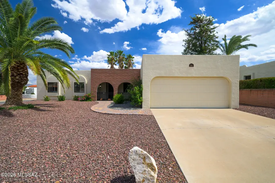 221 W Calle Canon De Faber, Green Valley, AZ 85614 - #2