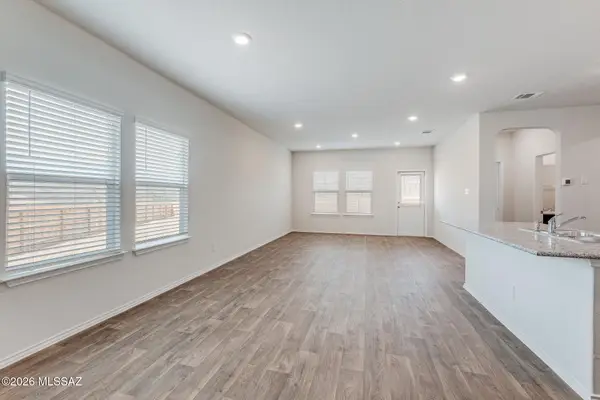 10002 N Guayacan, Marana, AZ 85653