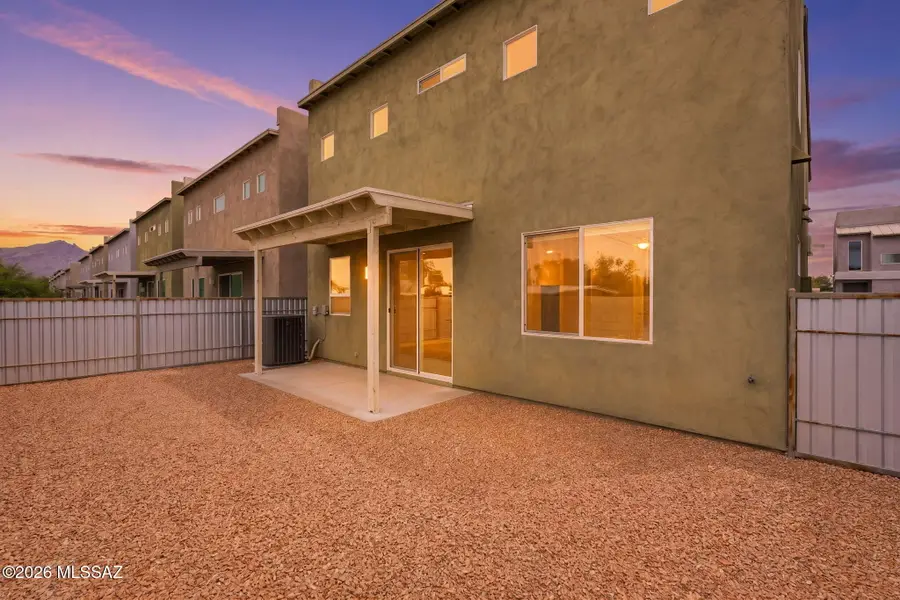 2815 N Fair Oaks, Tucson, AZ 85712 - #2