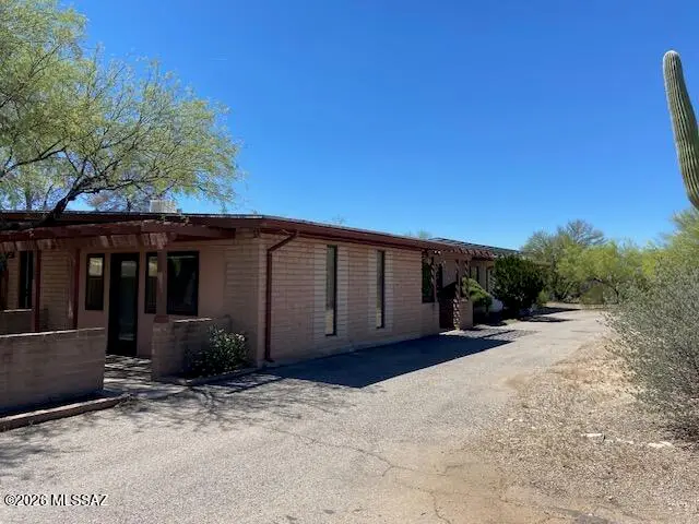 3055 N Soldier, Tucson, AZ 85749 - #1