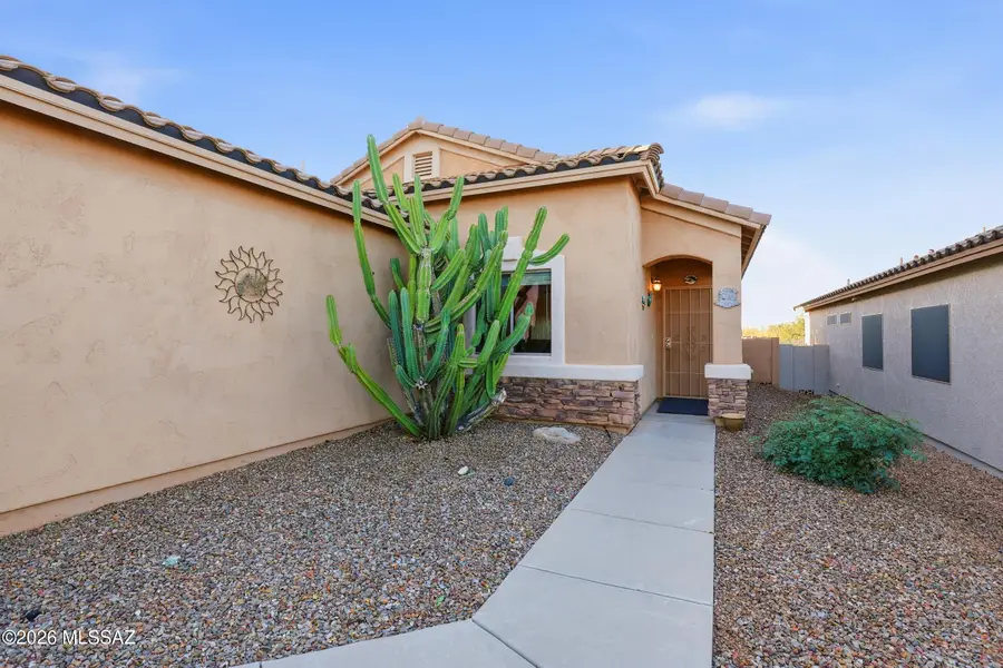 1346 W Via Cerro Colorado, Sahuarita, AZ 85629 - #2