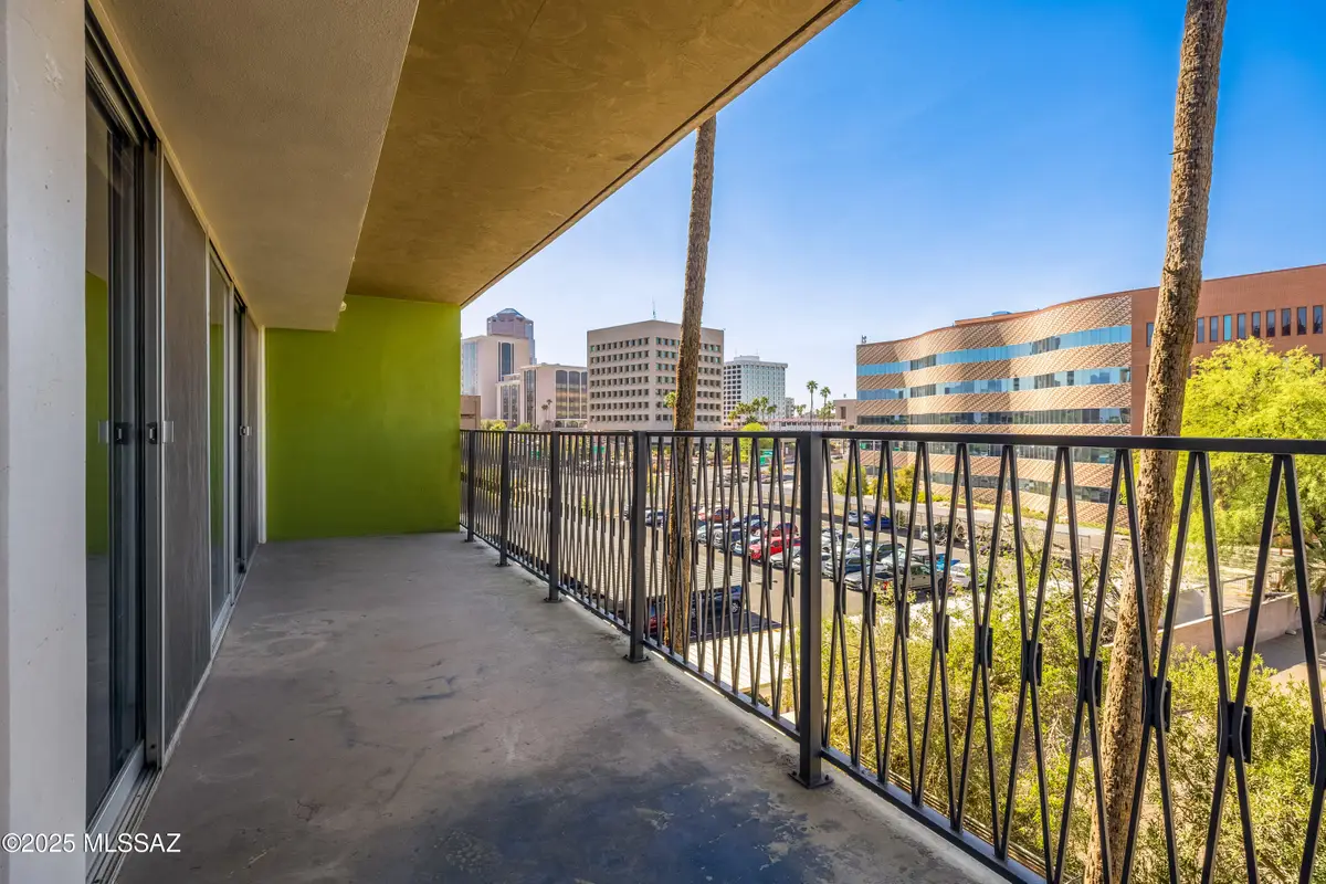 425 W Paseo Redondo, Tucson, AZ 85701 - #1