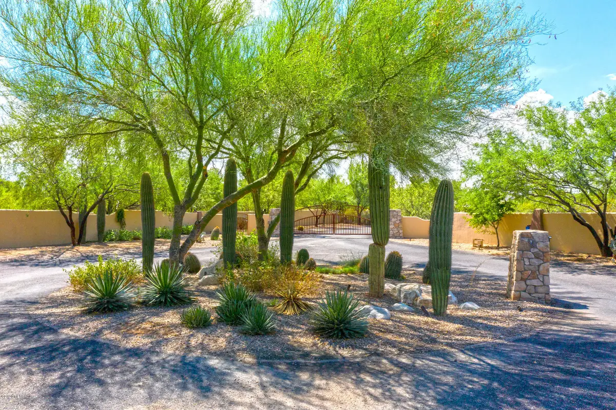 1972 N Corte El Rancho Merlita, Tucson, AZ 85715 - #1