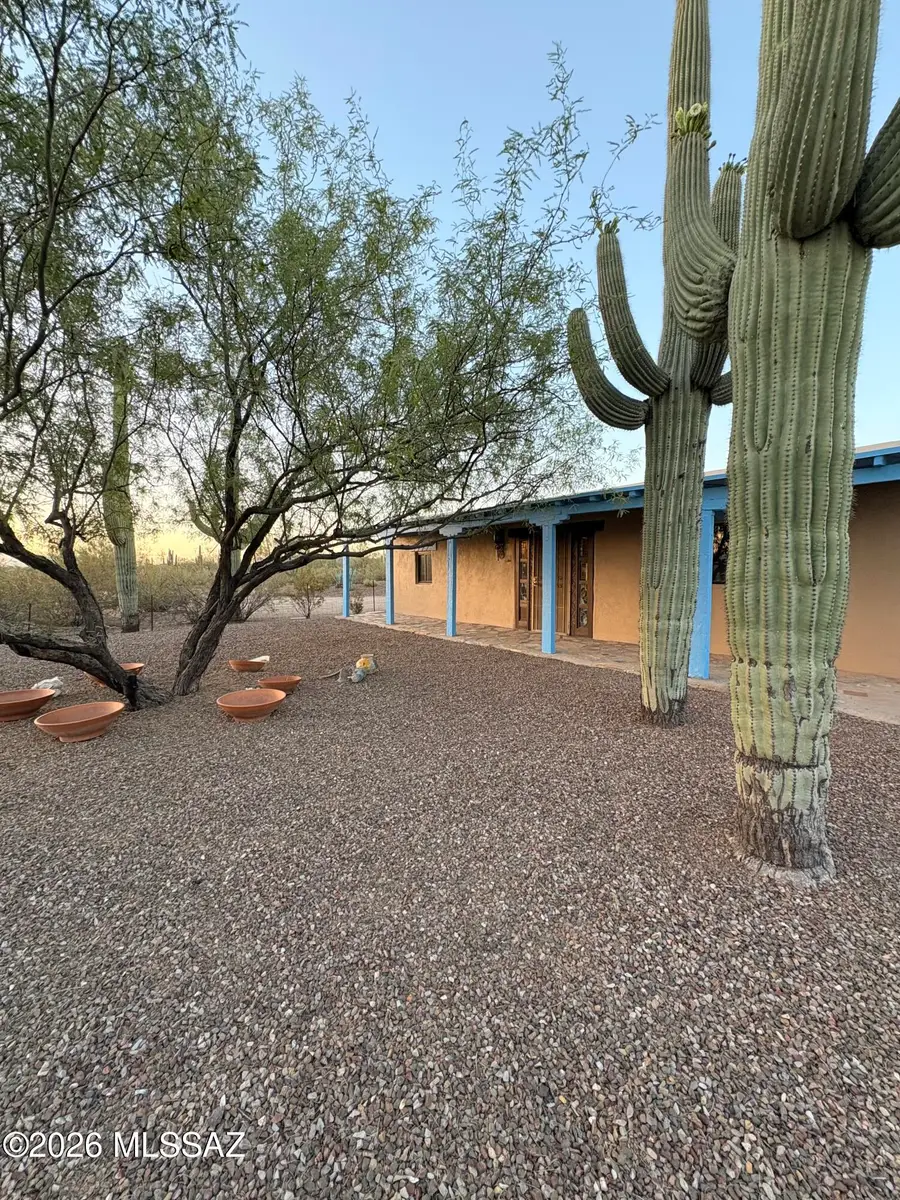 7450 N Sunshine Hills, Tucson, AZ 85743 - #2