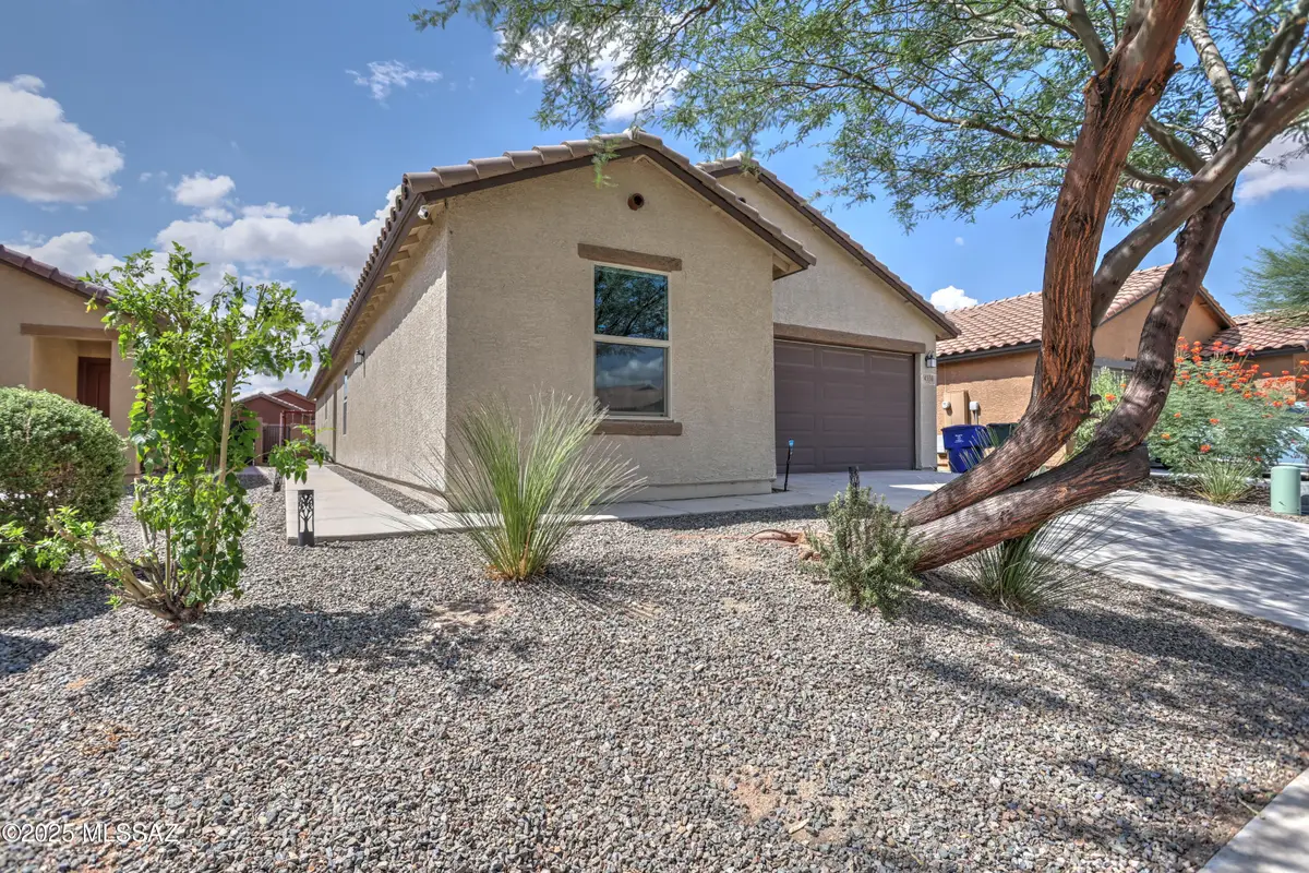 4530 S Sunrise Bluff, Tucson, AZ 85730 - #1
