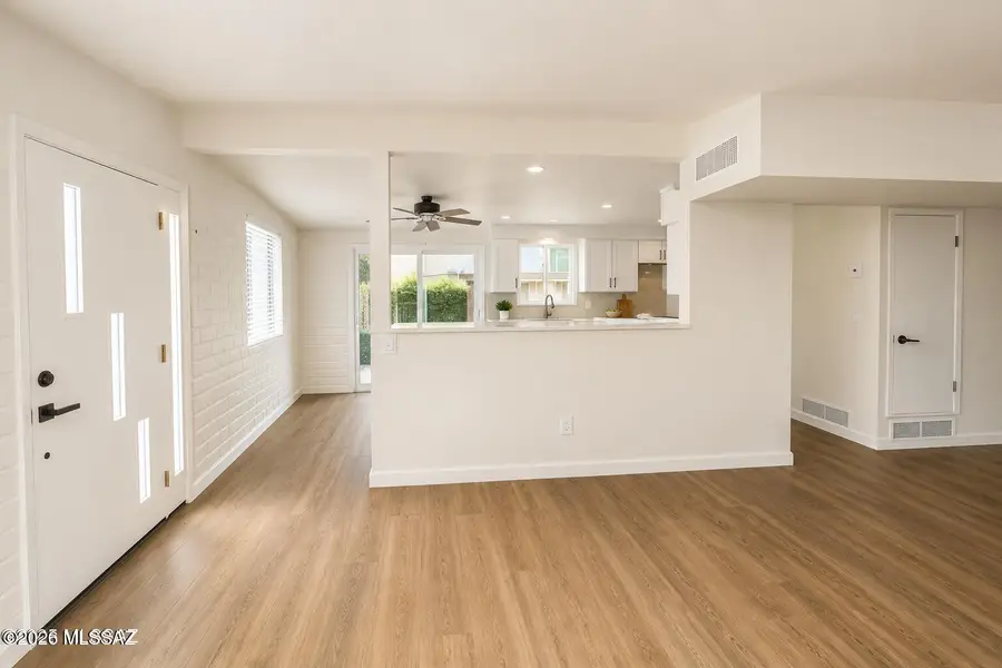 206 W Blacklidge, Tucson, AZ 85705 - #3