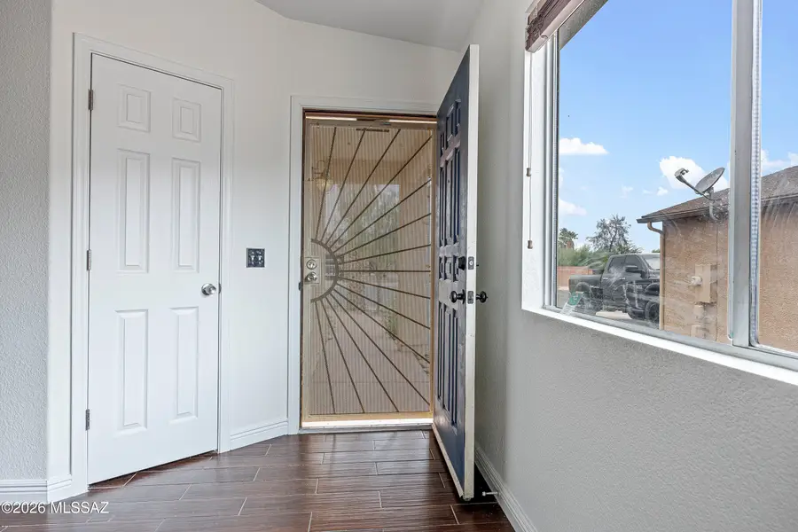 6078 N Raspberry, Tucson, AZ 85741 - #3