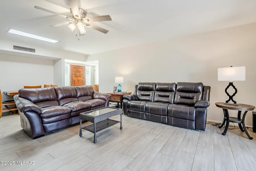468 W Esperanza, Green Valley, AZ 85614 - #3