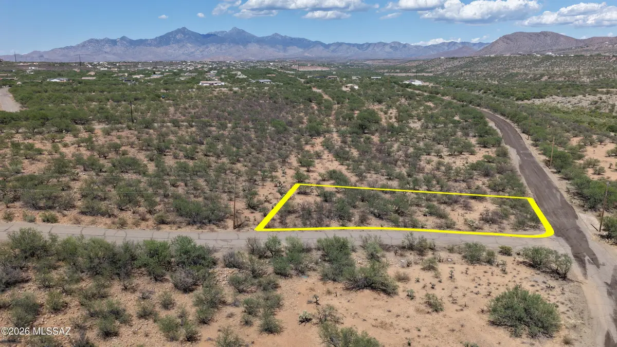 1721 Via Hungria, Rio Rico, AZ 85648 - #1