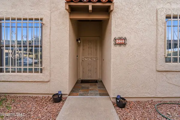 2469 N Ironwood Ridge, Tucson, AZ 85745
