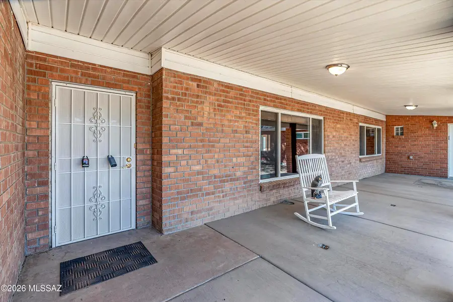 2107 E Lind, Tucson, AZ 85719 - #2