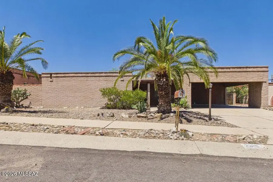 2235 N Camino Emiliano, Tucson, AZ 85745 - #2
