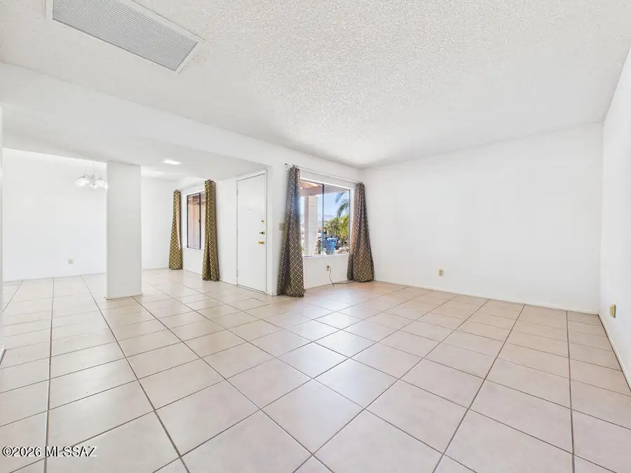 2235 N Camino Emiliano, Tucson, AZ 85745 - #3
