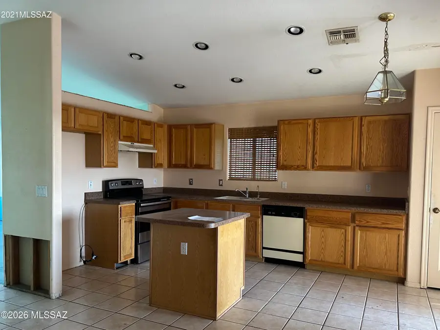 8059 N Surprise, Tucson, AZ 85743 - #3