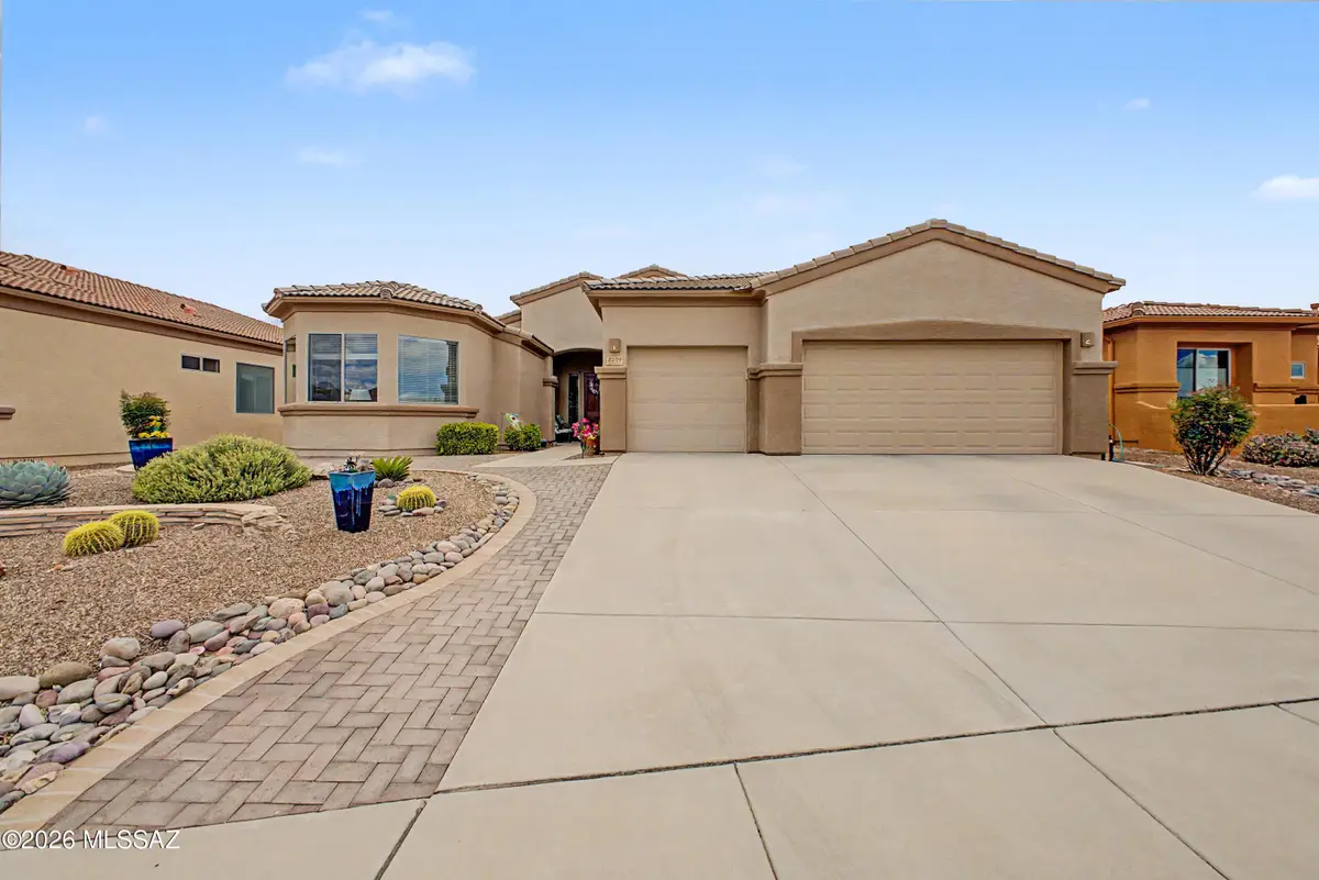 2329 W Calle Balaustre, Green Valley, AZ 85622 - #1
