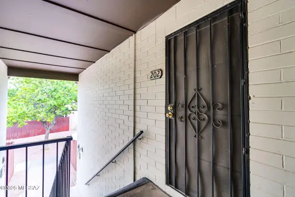 1366 S Avenida Polar, Tucson, AZ 85710