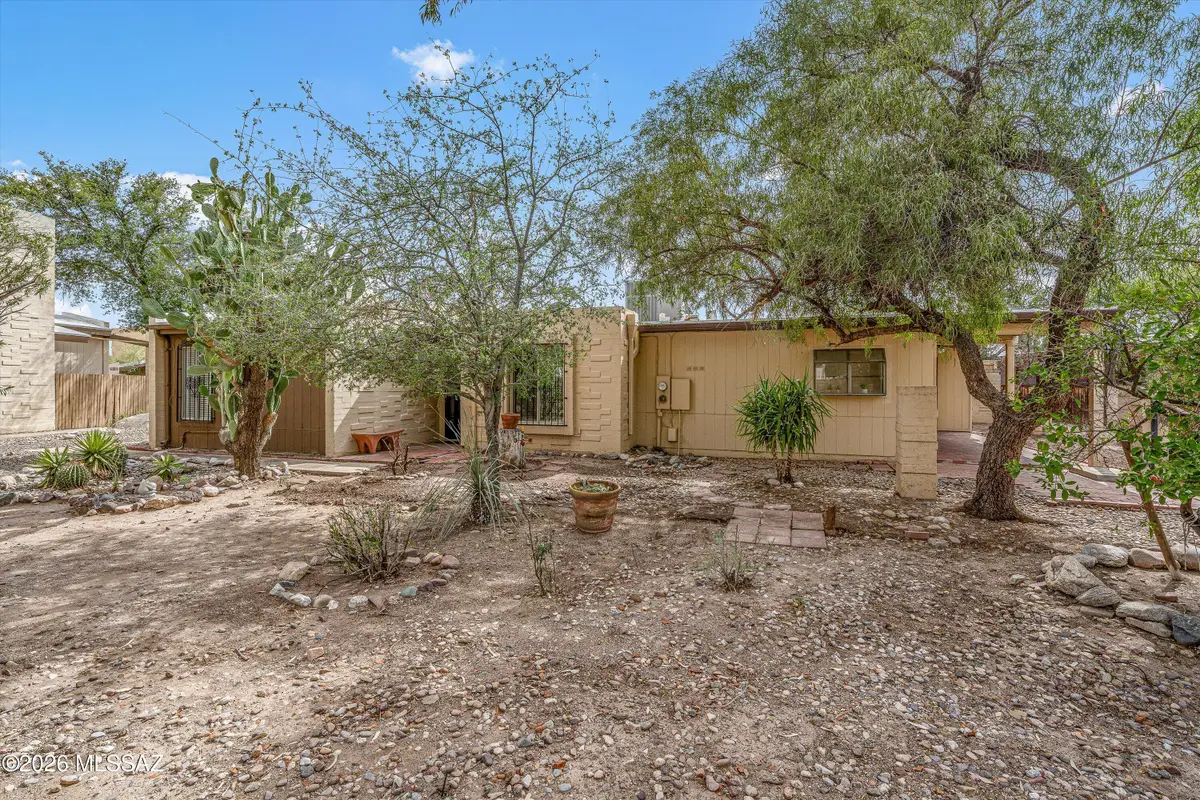 2118 N Calle De La Cienega, Tucson, AZ 85715 - #1