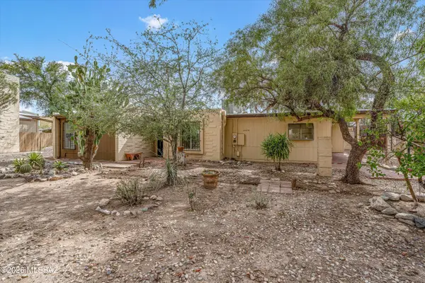 2118 N Calle De La Cienega, Tucson, AZ 85715