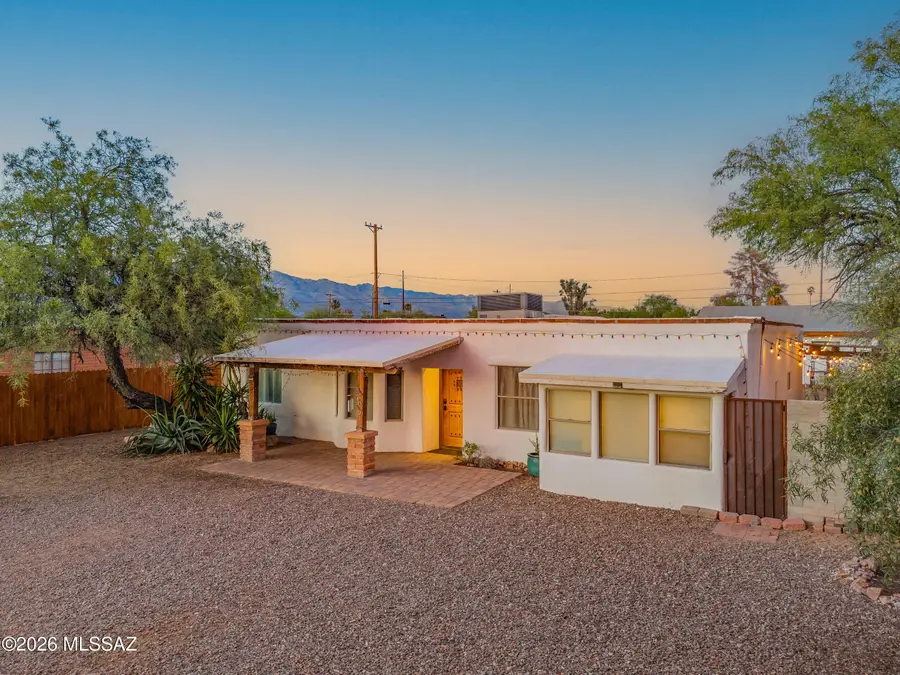 3106 N Tyndall, Tucson, AZ 85719 - #2