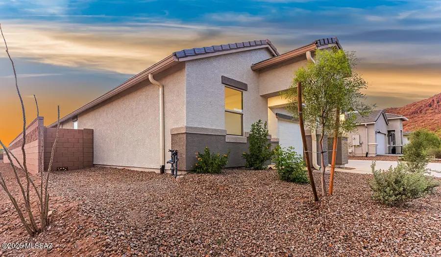 931 W Calle Zaino, Sahuarita, AZ 85629 - #2