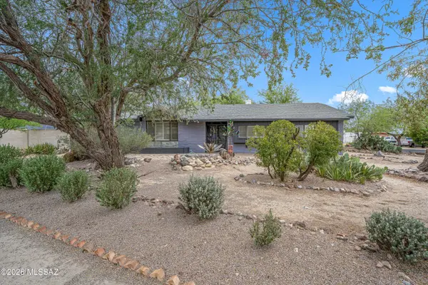 8302 E Kenyon, Tucson, AZ 85710