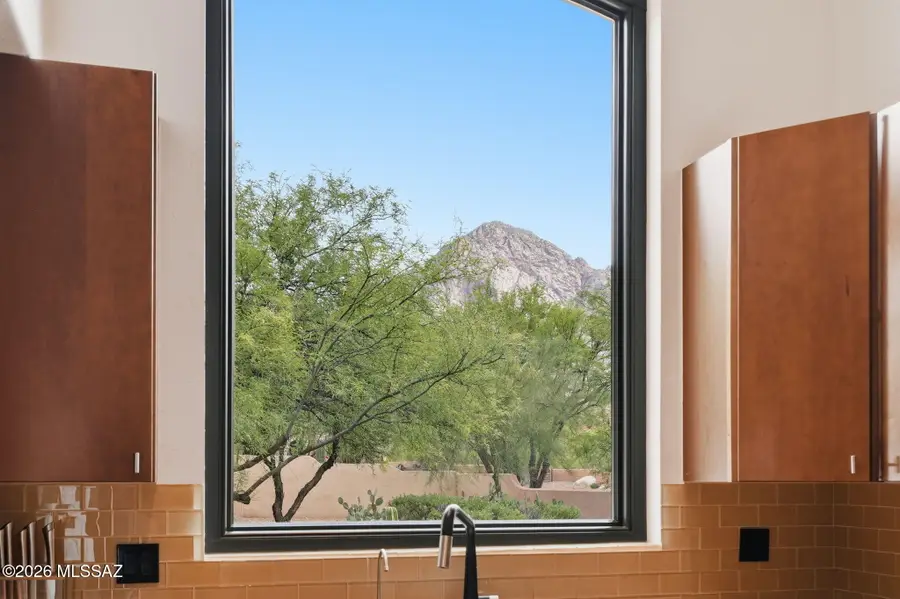 1361 E Sonoran Desert, Oro Valley, AZ 85737 - #2
