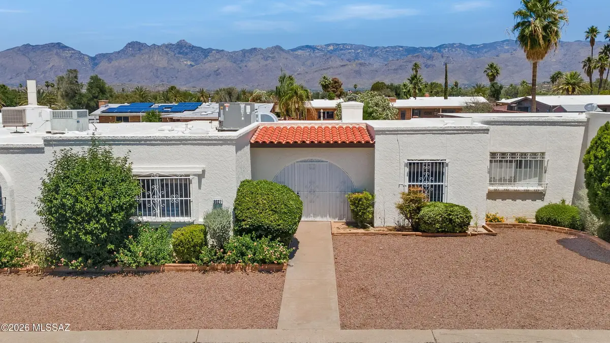 9027 E Palms Park, Tucson, AZ 85715 - #1