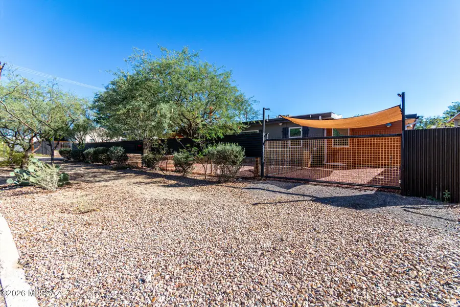 225 W 1st, Tucson, AZ 85705 - #2