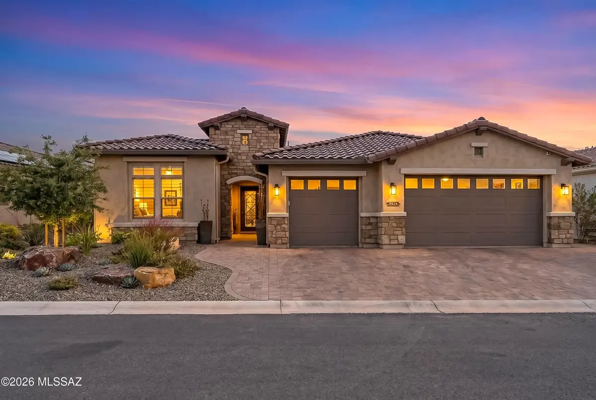 61369 E Limestone, Oracle, AZ 85623 - #1