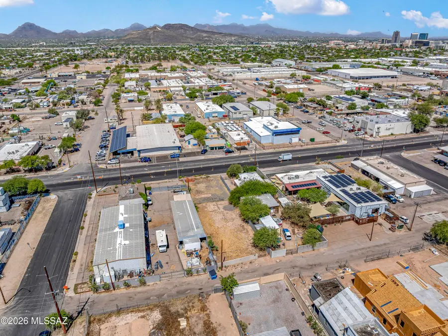 1033 S Park, Tucson, AZ 85719 - #2