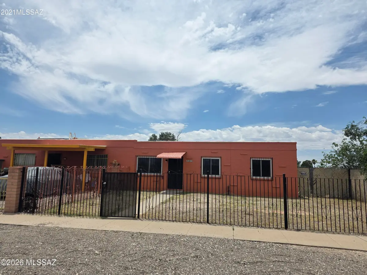 3202 S Sunland, Tucson, AZ 85713 - #1