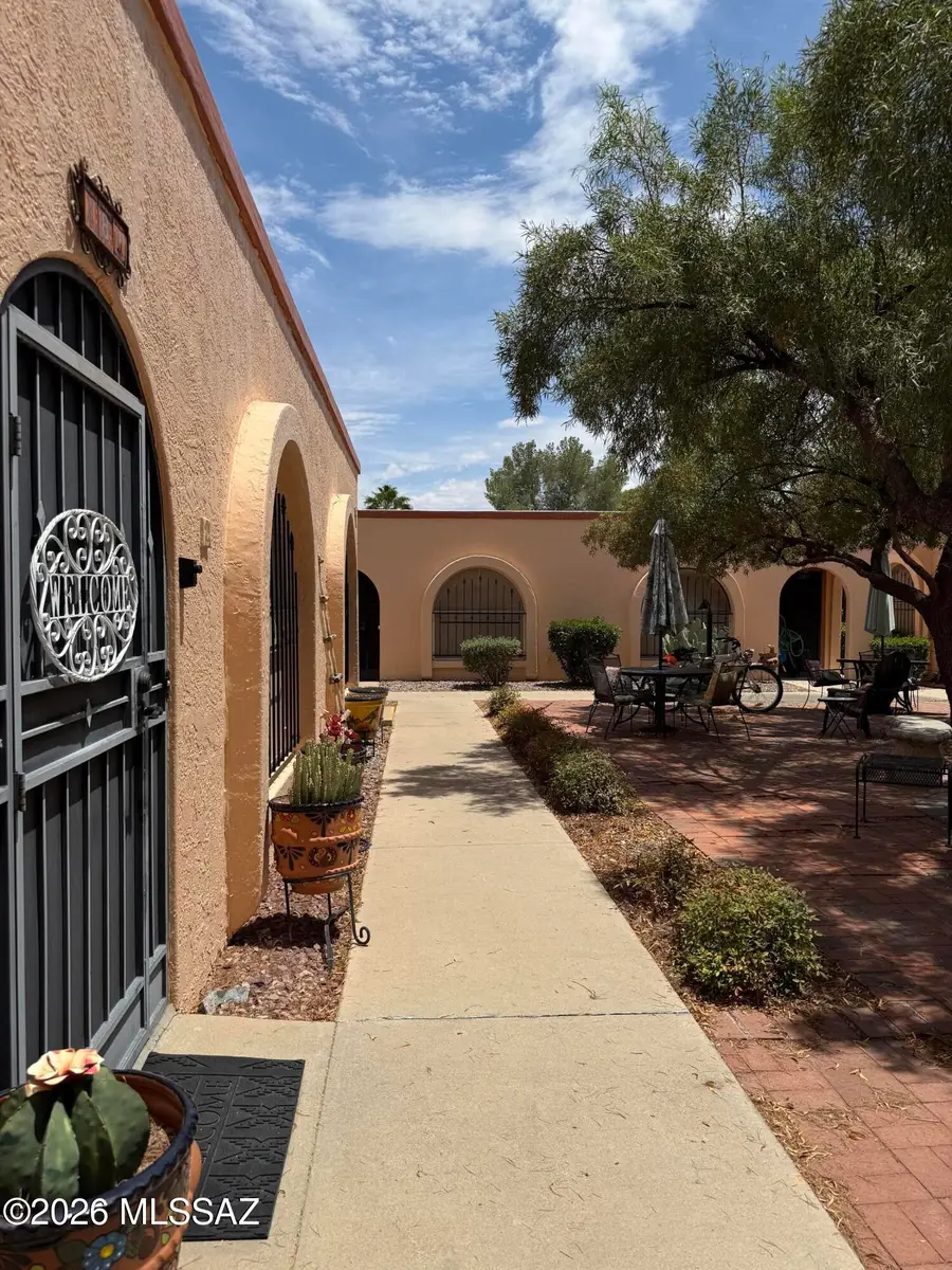 181 W Calle Del Ano, Green Valley, AZ 85614 - #2