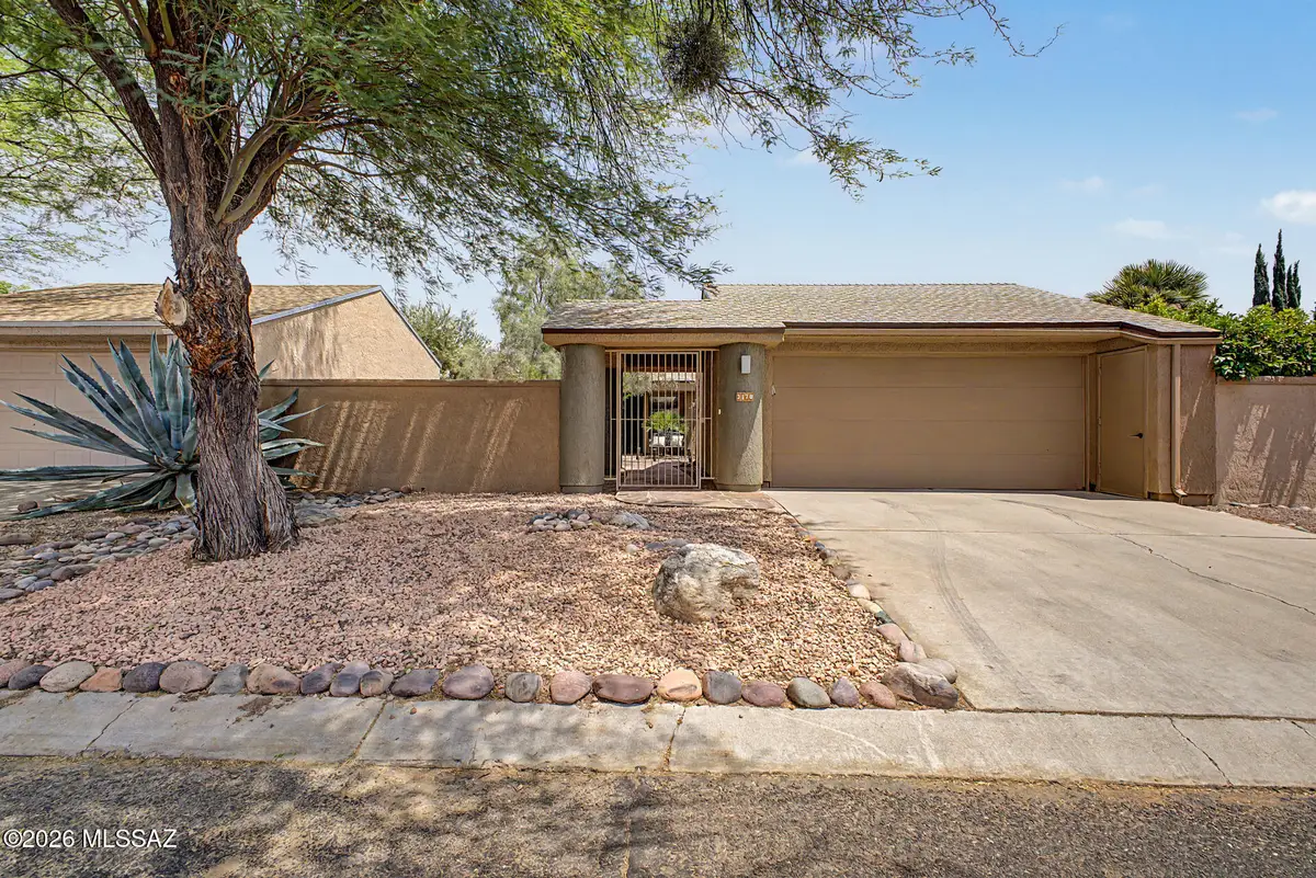3170 N Brittlebush, Tucson, AZ 85712 - #1