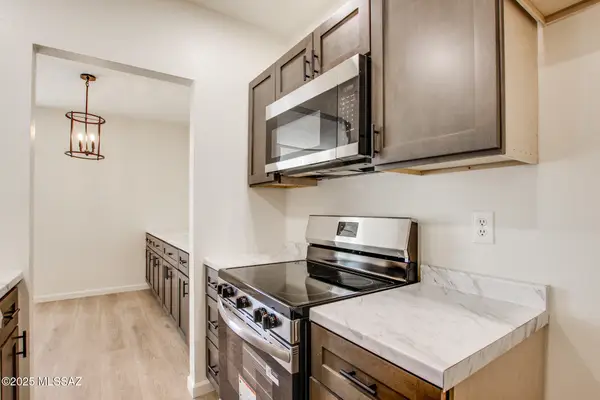 8080 E Speedway, Tucson, AZ 85710